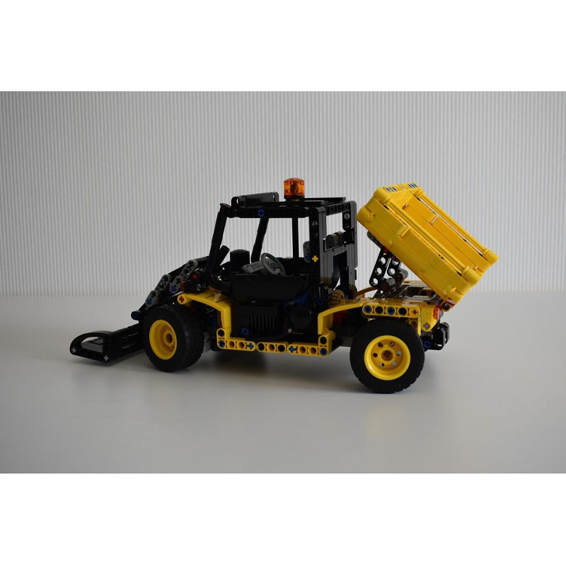 MOC-39974 Urban Farm Agricultu - огляд і ціна Urban Farming Model
