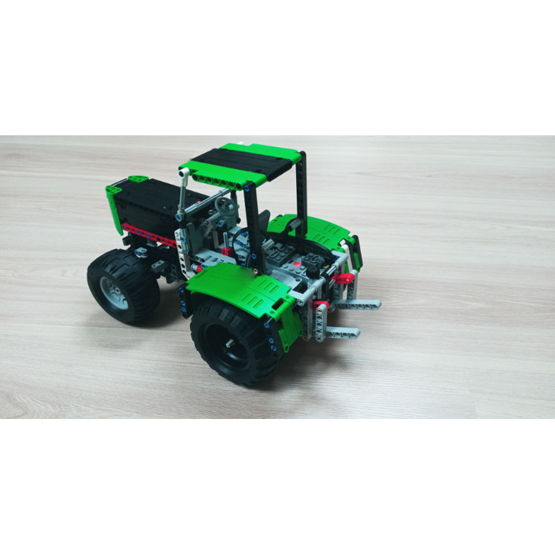 MOC-80667 Urban Farm Agricultu - огляд і ціна Urban Farming Model