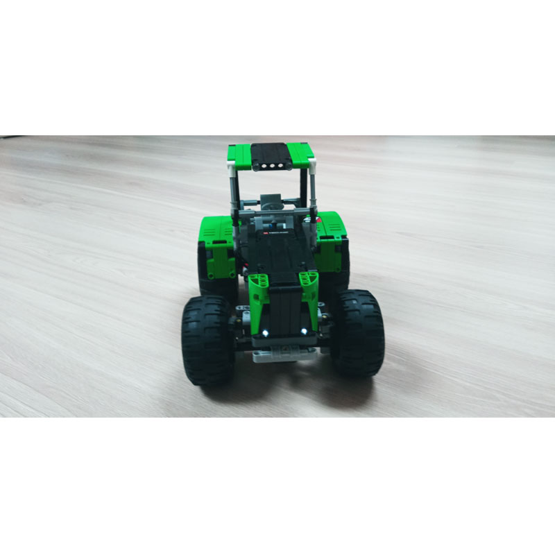 MOC-80667 Urban Farm Agricultu - огляд і ціна Urban Farming Model